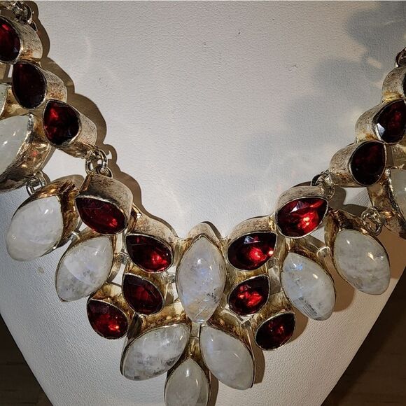 Elegant Silver White and Red Stones Statement Necklace - Picture 3 of 6